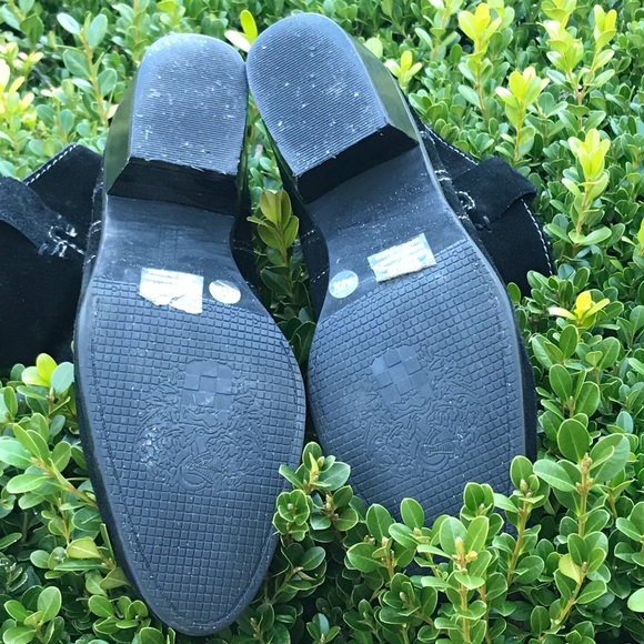 Vince Camuto Booties - Picture 7 of 8